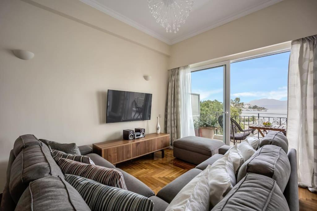 Bright Central Apartment With Splendid Sea View! Chalkida Exterior photo